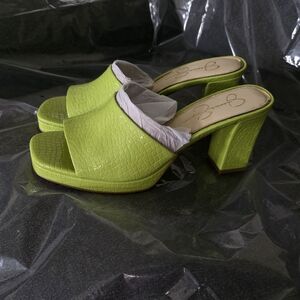 Jessica Simpson Lime Green Textured Block Heel Mules